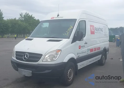 2013 Mercedes-Benz Sprinter 2500 from USA, damaged, VIN WD3PE7CC5D5732464